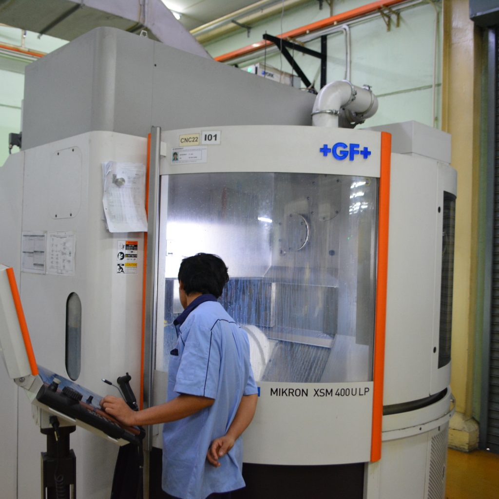 CNC Surface Grinding Machine
Cylindrical Pin Grinding Machine
CNC Optical Profile Grinding Machine
Grinding Machine Accuracy Machine: 0.002mm